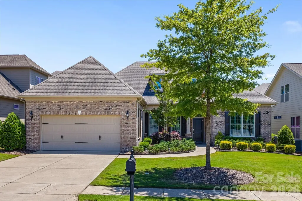 15927 Vale Ridge Drive Charlotte NC 28278