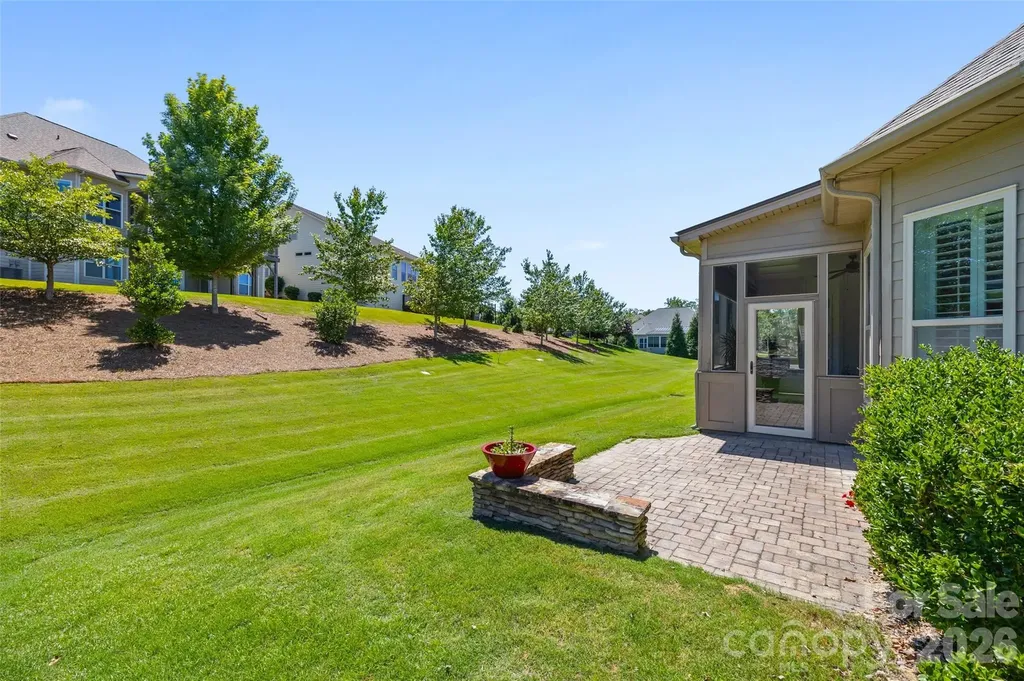 15927 Vale Ridge Drive Charlotte NC 28278