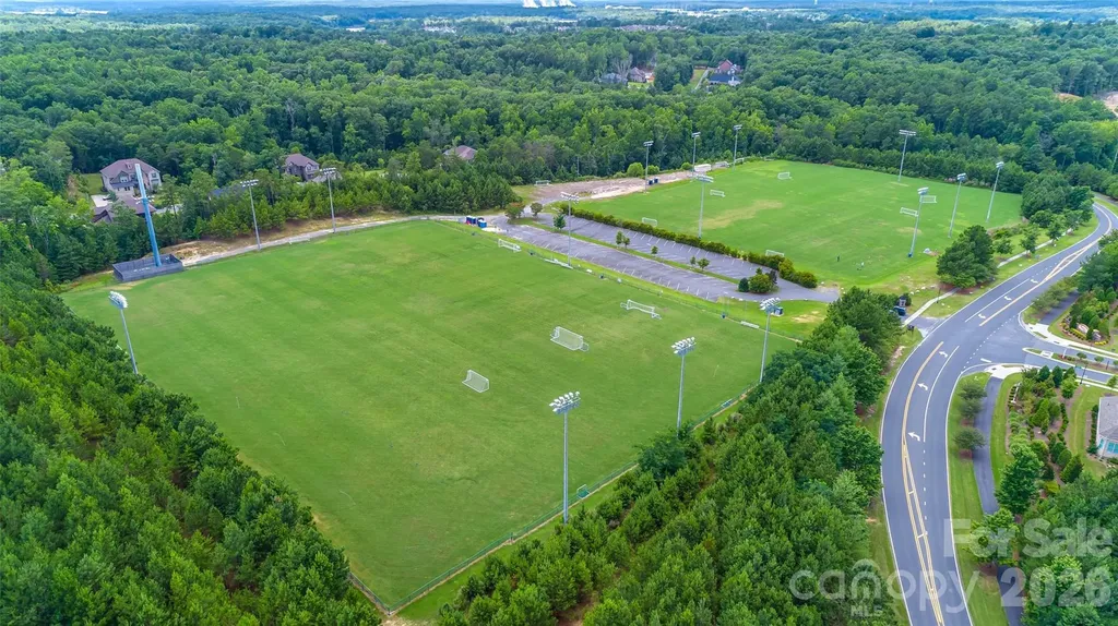 15927 Vale Ridge Drive Charlotte NC 28278