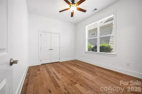 15927 Vale Ridge Drive Charlotte NC 28278