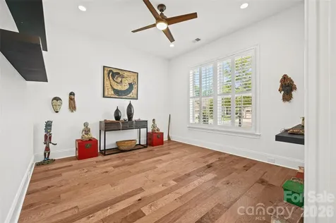 15927 Vale Ridge Drive Charlotte NC 28278