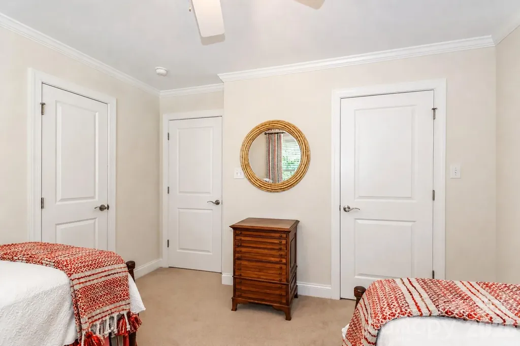 909 Argyle Court Statesville NC 28677