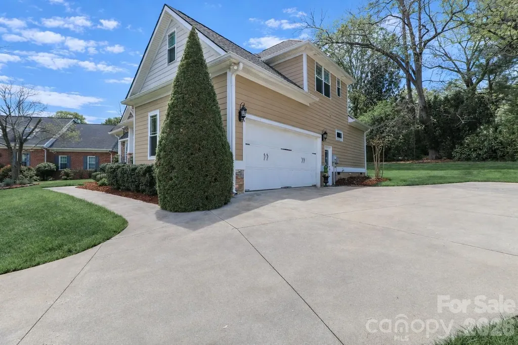 909 Argyle Court Statesville NC 28677