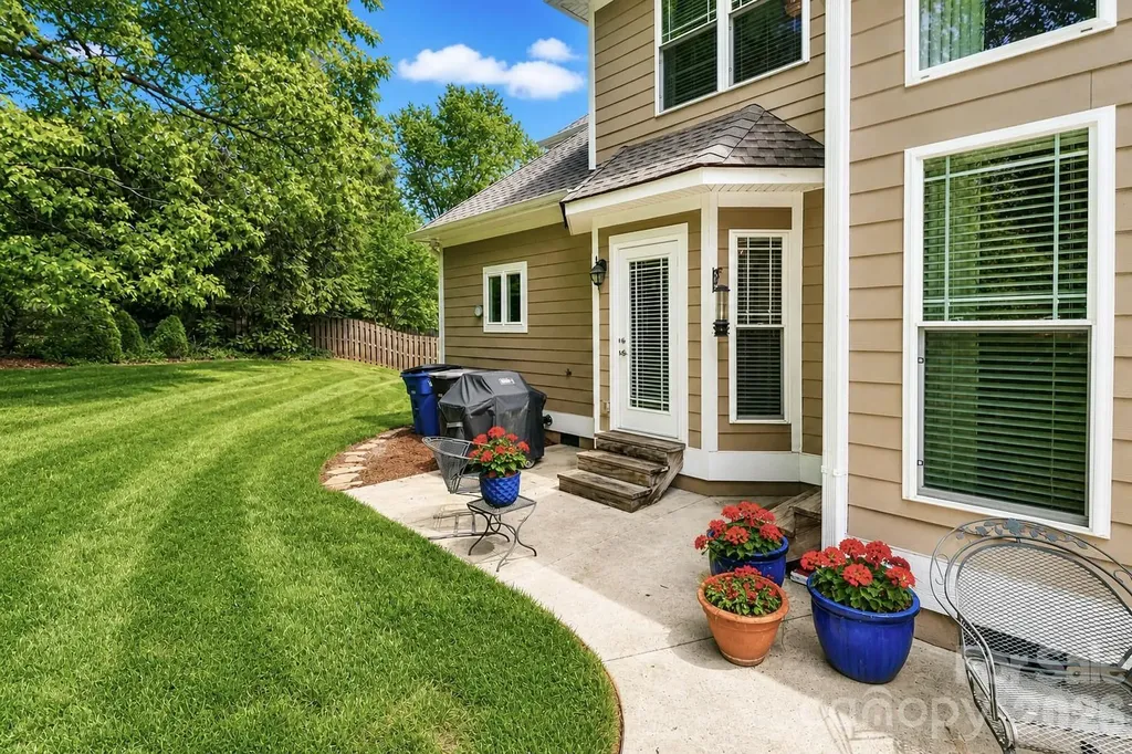 909 Argyle Court Statesville NC 28677