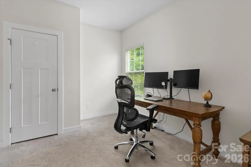 10250 Paper Birch Drive Charlotte NC 28215