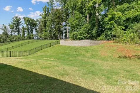 10250 Paper Birch Drive Charlotte NC 28215