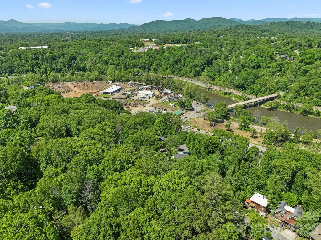 100 Hibriten Drive Asheville NC 28801