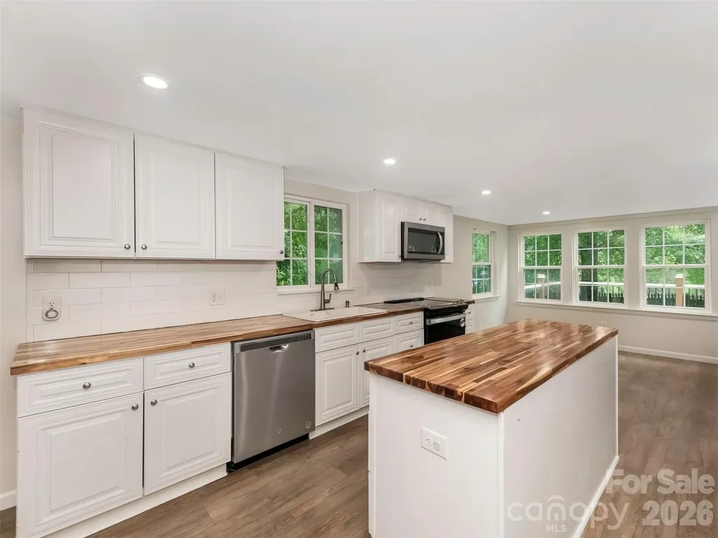 1016 Underwood Road Matthews NC 28104