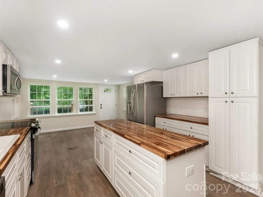 1016 Underwood Road Matthews NC 28104