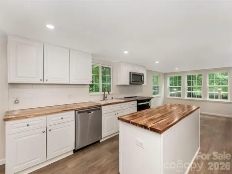 1016 Underwood Road Matthews NC 28104