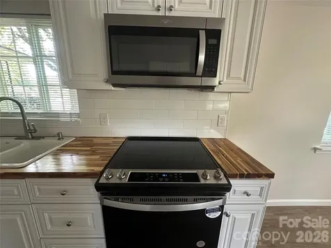 1016 Underwood Road Matthews NC 28104