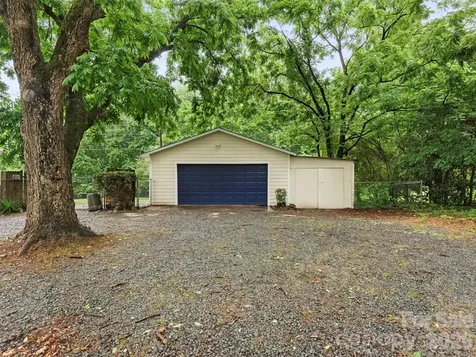 1016 Underwood Road Matthews NC 28104