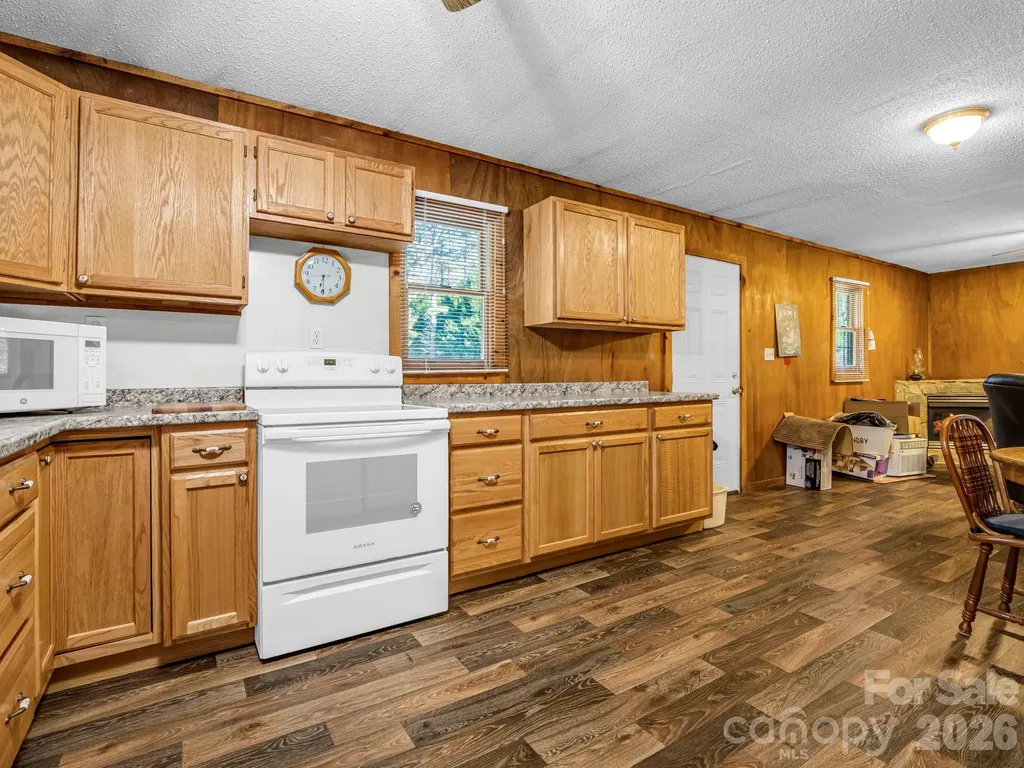 650 Smith Waldrop Road Columbus NC 28722