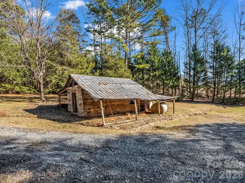 650 Smith Waldrop Road Columbus NC 28722