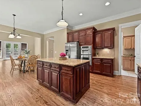 275 Palm Cove Way York SC 29745