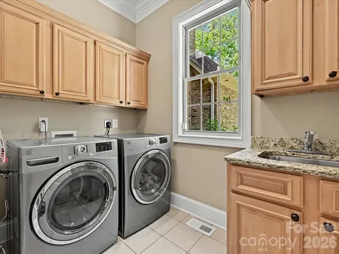 275 Palm Cove Way York SC 29745