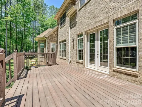 275 Palm Cove Way York SC 29745