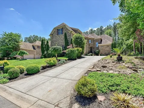 275 Palm Cove Way York SC 29745