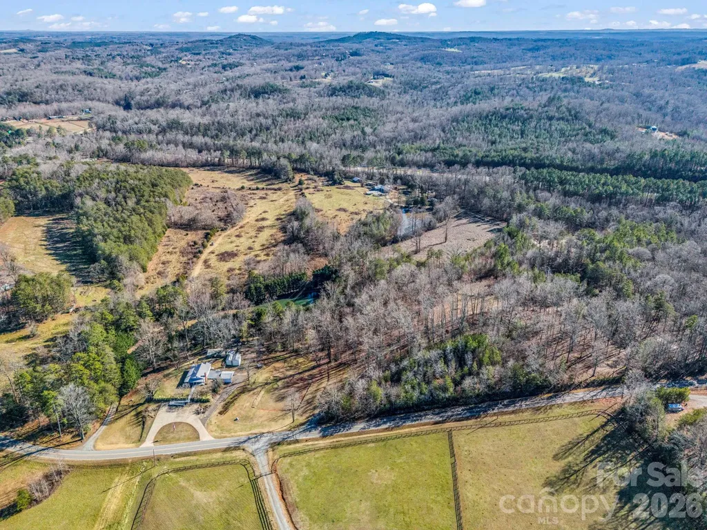620 Smith Waldrop Road Columbus NC 28722