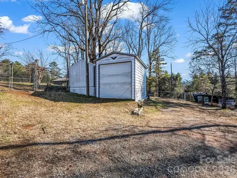 620 Smith Waldrop Road Columbus NC 28722