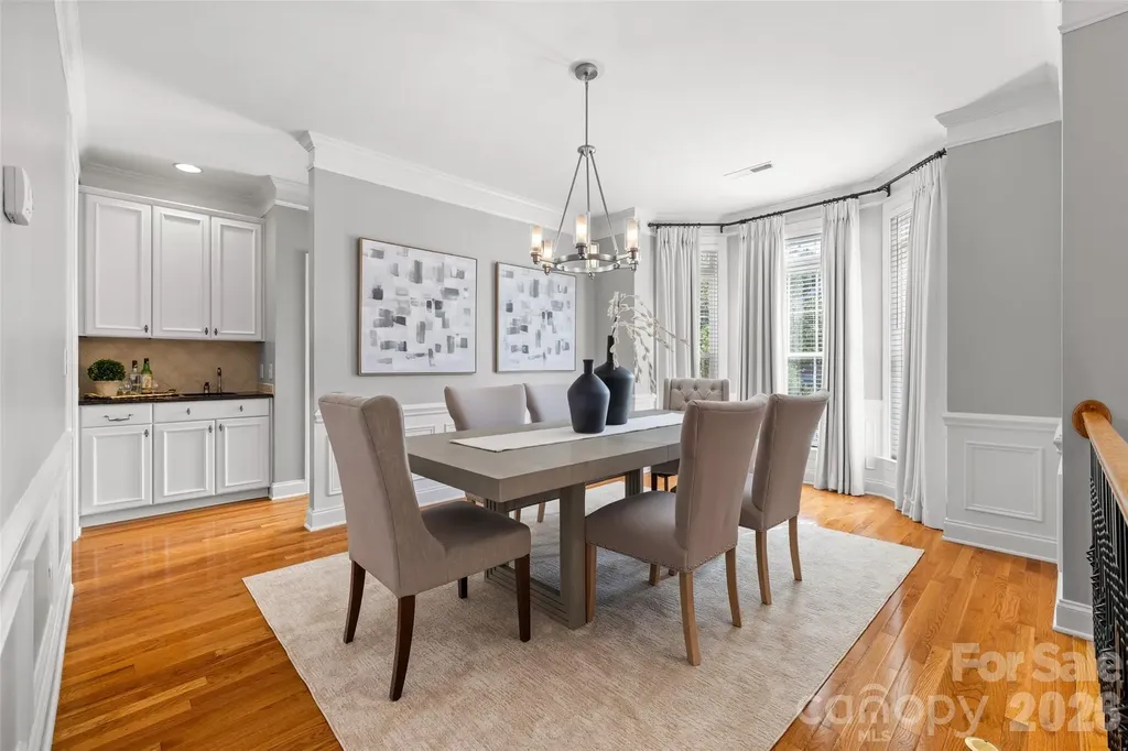 7810 Springs Village Lane Charlotte NC 28226