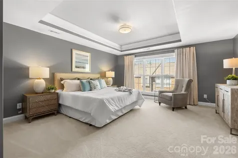7810 Springs Village Lane Charlotte NC 28226