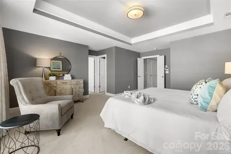 7810 Springs Village Lane Charlotte NC 28226