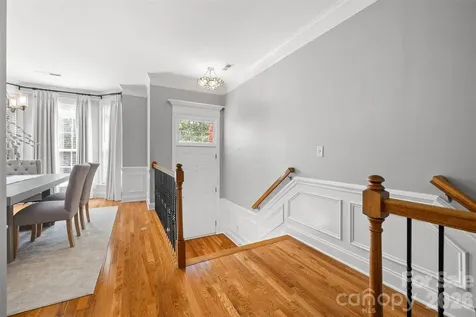 7810 Springs Village Lane Charlotte NC 28226