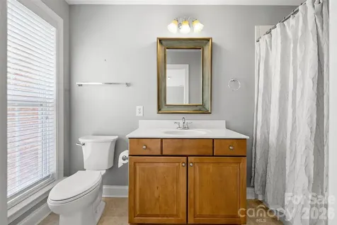7810 Springs Village Lane Charlotte NC 28226
