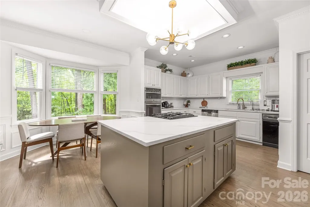 1800 Chestnut Lane Matthews NC 28104