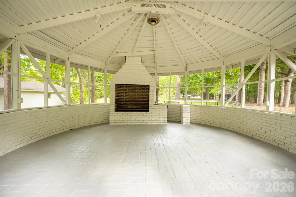 1800 Chestnut Lane Matthews NC 28104