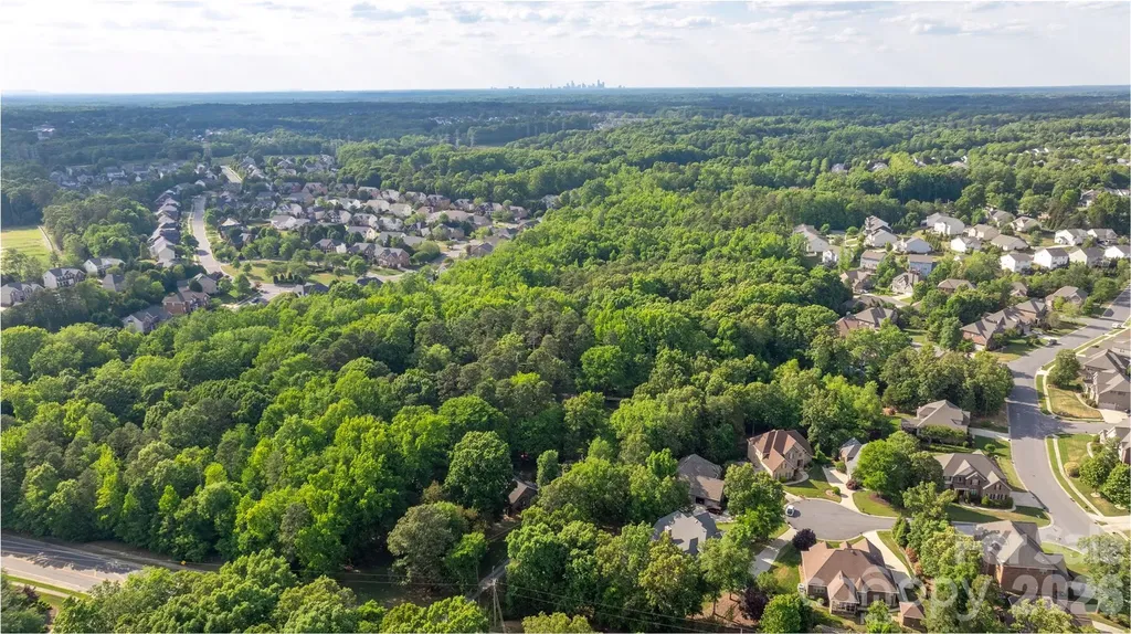 1800 Chestnut Lane Matthews NC 28104