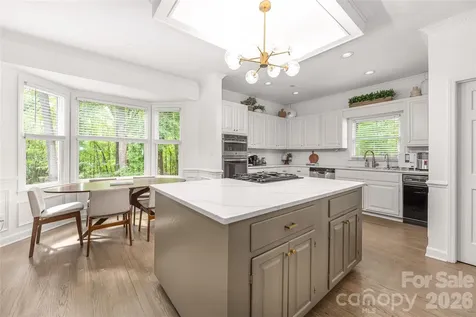 1800 Chestnut Lane Matthews NC 28104