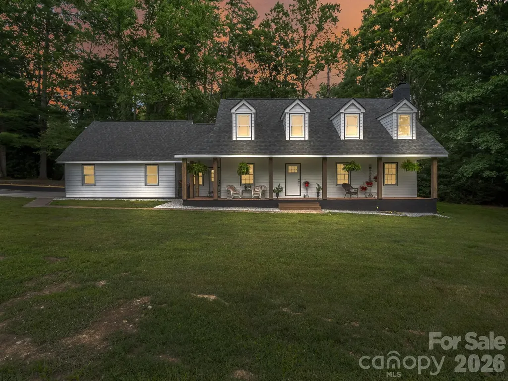 213 Raintree Drive Hendersonville NC 28791