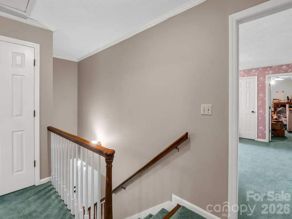213 Raintree Drive Hendersonville NC 28791