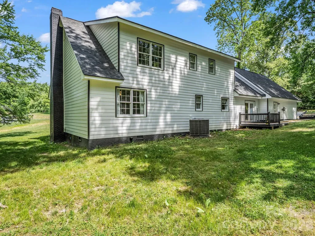 213 Raintree Drive Hendersonville NC 28791