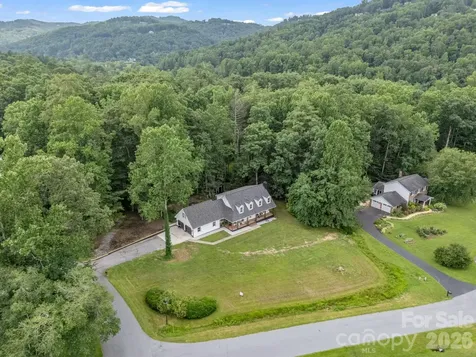213 Raintree Drive Hendersonville NC 28791
