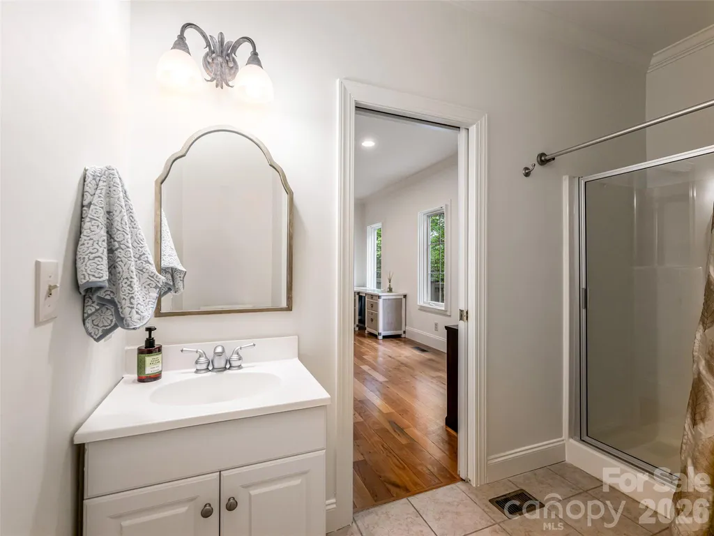 307 S Braeside Court Asheville NC 28803