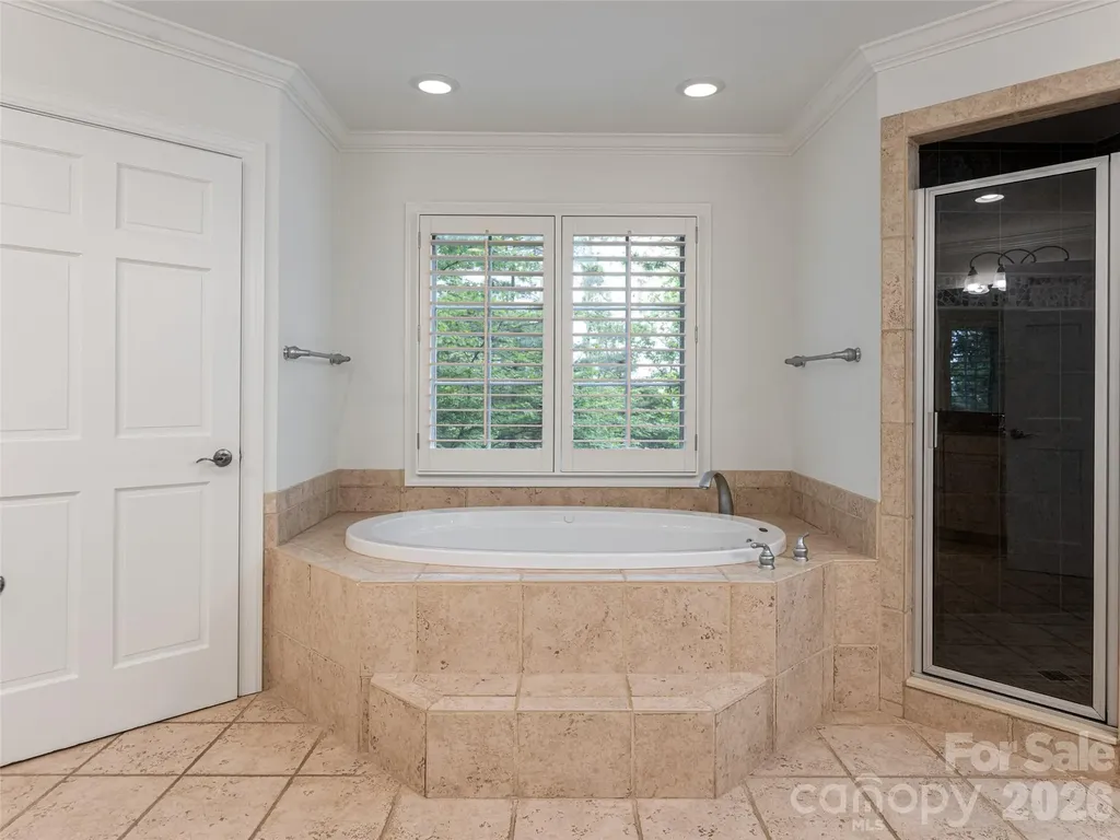 307 S Braeside Court Asheville NC 28803