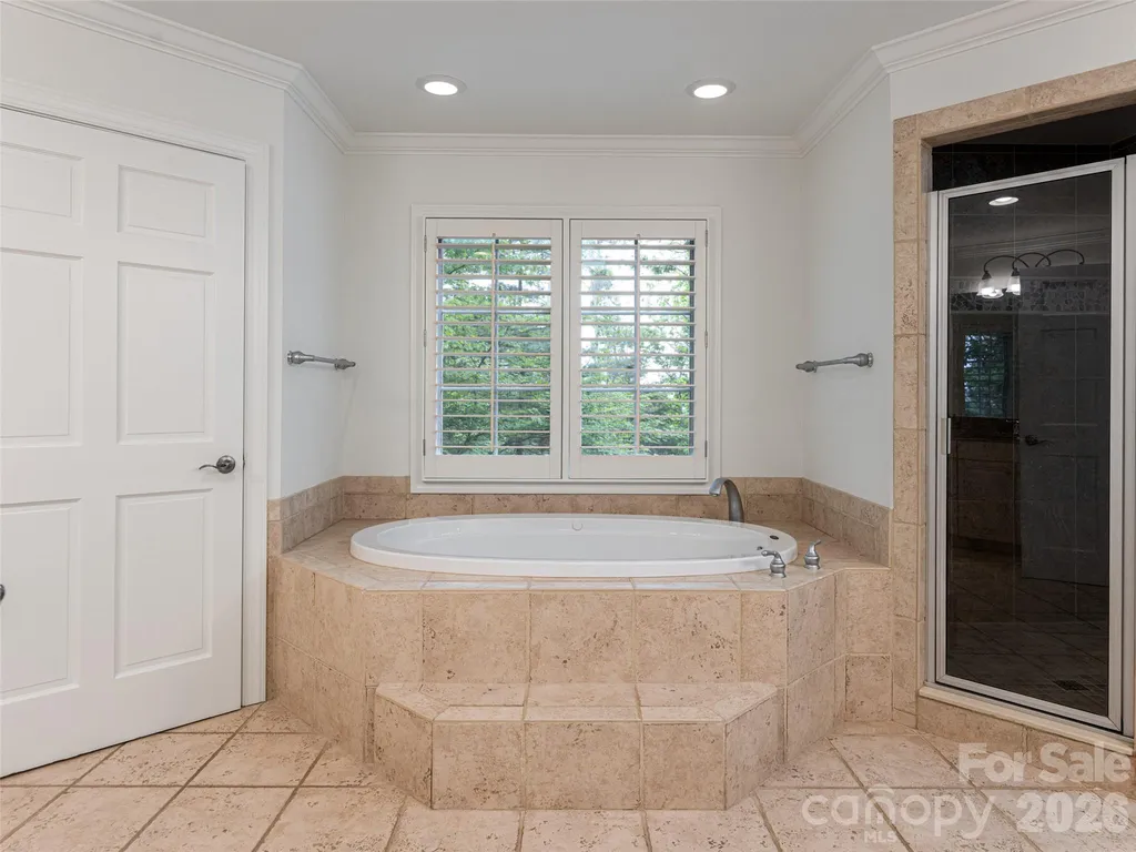 307 S Braeside Court Asheville NC 28803