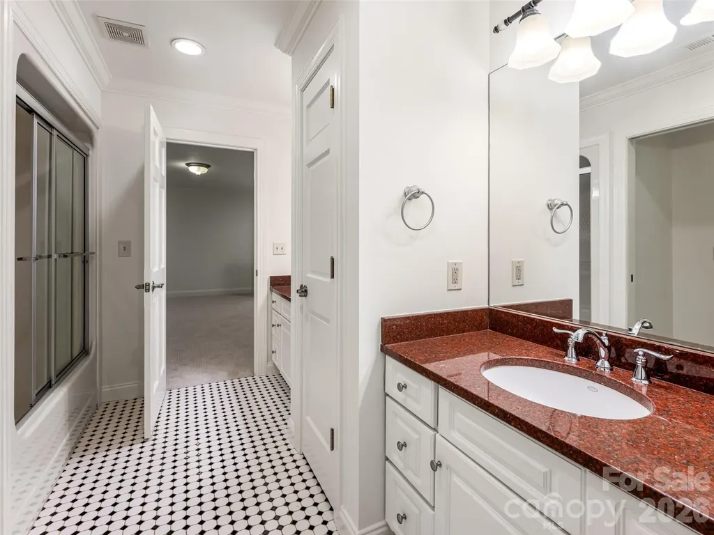 307 S Braeside Court Asheville NC 28803