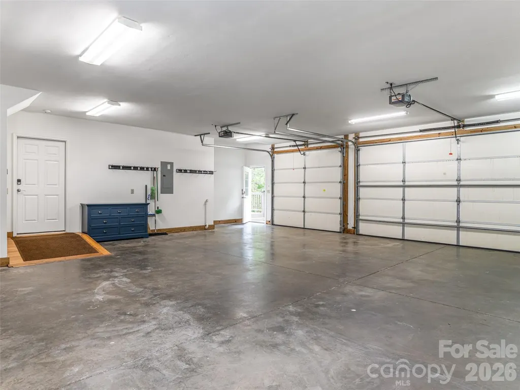 307 S Braeside Court Asheville NC 28803