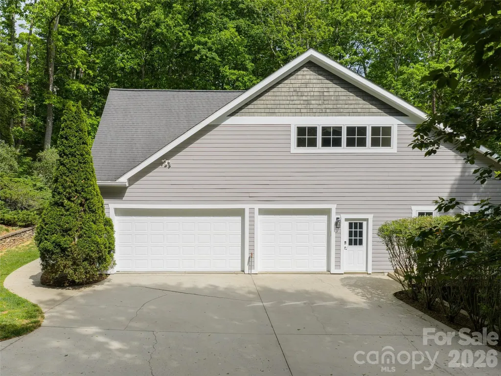 307 S Braeside Court Asheville NC 28803