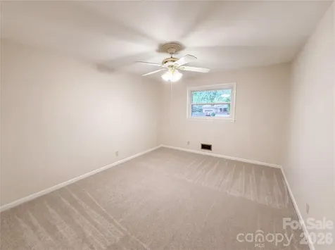 128 Greenview Drive Kannapolis NC 28081