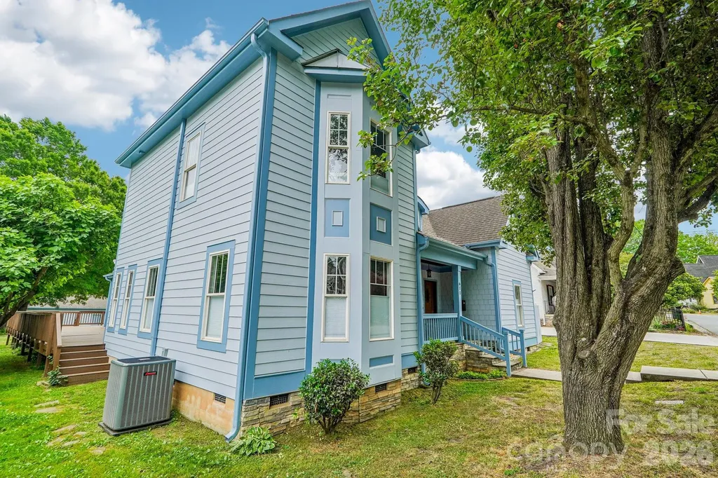 611 E 37th Street Charlotte NC 28205