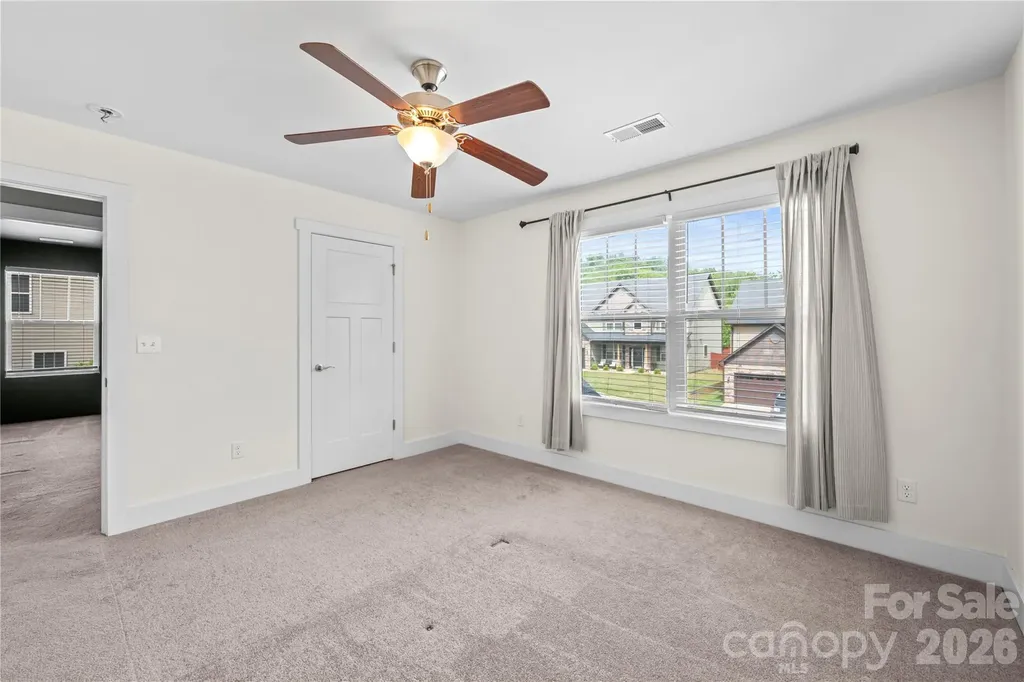 4 Henbit Way Arden NC 28704