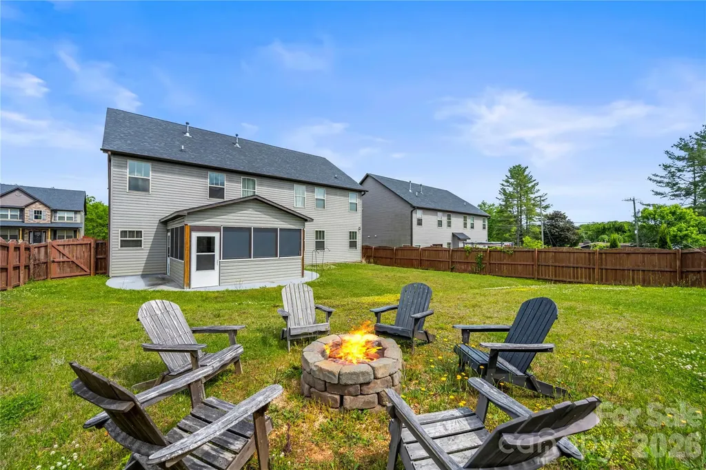 4 Henbit Way Arden NC 28704
