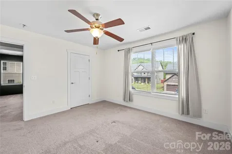 4 Henbit Way Arden NC 28704