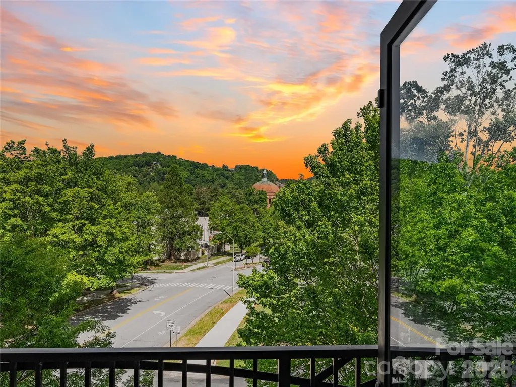 60 N Market Street Asheville NC 28801