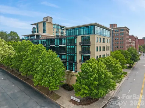 60 N Market Street Asheville NC 28801
